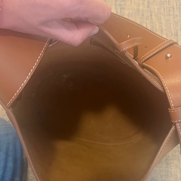 Lie Studio Norma Bucket Tote Bag Toffee Brown / Cognac - Picture 2 of 12